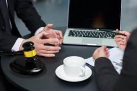 金山为什么选择专业追讨公司来处理您的债务纠纷？